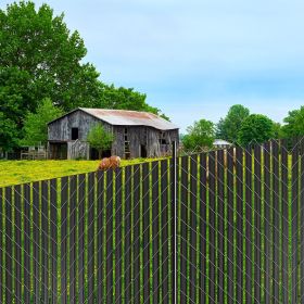 Chain Link Fence Privacy Slats Double-Wall With Wings For 6' High Fence Black (Option: Black)